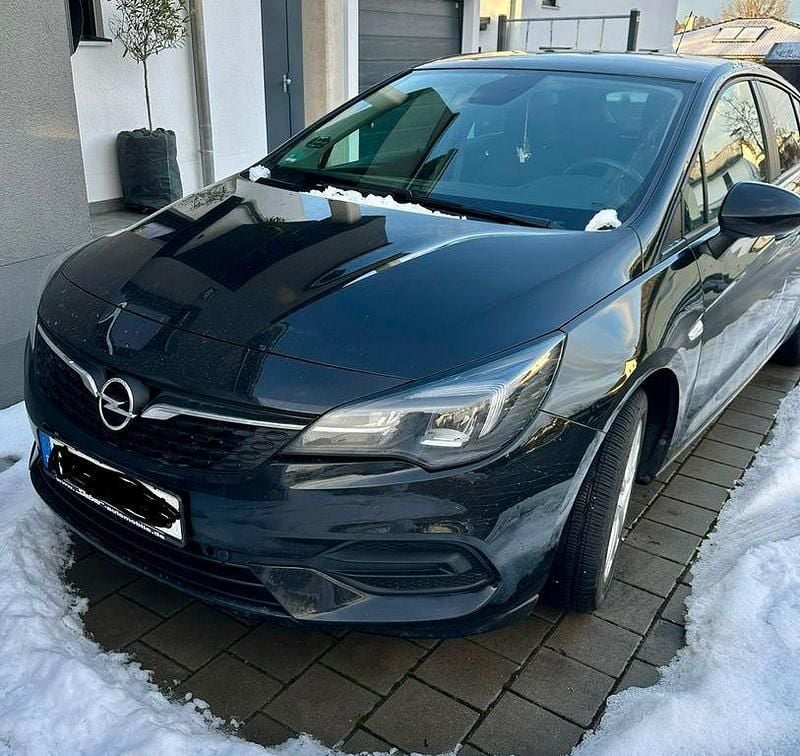 Schwarz Gebraucht 2021 Opel Astra Edition Kombi | 11.500 € (Superpreis) - Bild 1/3