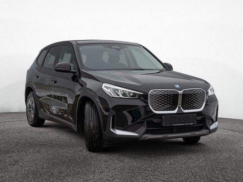 Gebraucht BMW iX1 Performance 230 kW (313 PS) 2023 Schwarz SUV