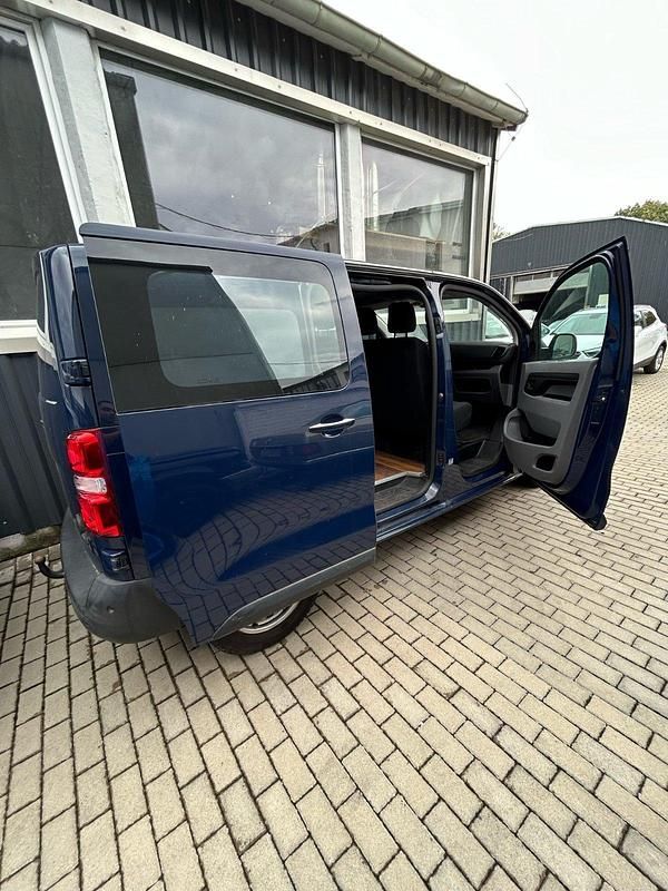 Blau Gebraucht 2016 Peugeot Expert Van | 7.999 € (Superpreis) - Bild 1/4