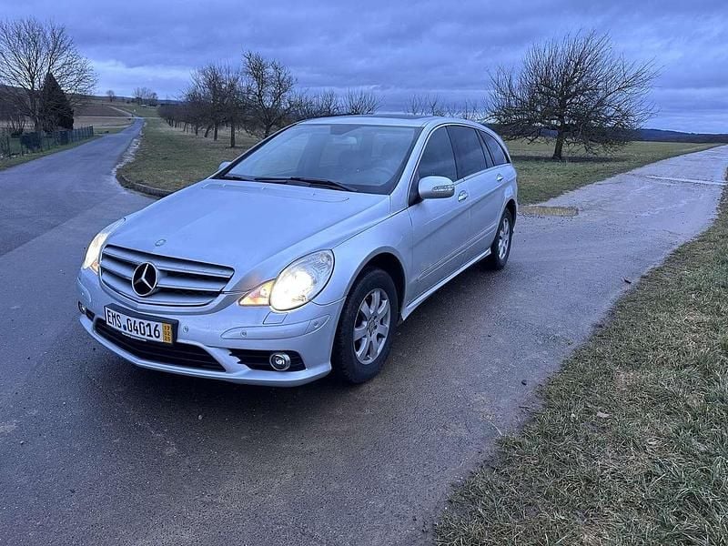 Gebraucht Mercedes R280 231 PS (169 kW) 2007 Silber Van / Kleinbus