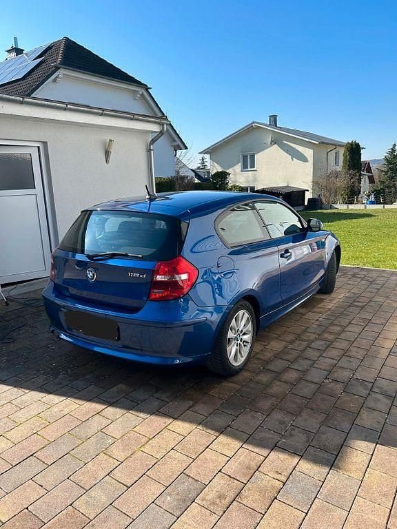 Gebraucht BMW 118 143 PS (105 kW) 2011 Blau Kleinwagen
