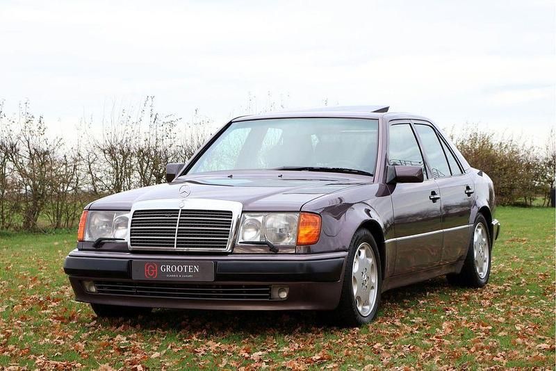Gebraucht Mercedes E500 326 PS (239 kW) 1992 Violett Limousine