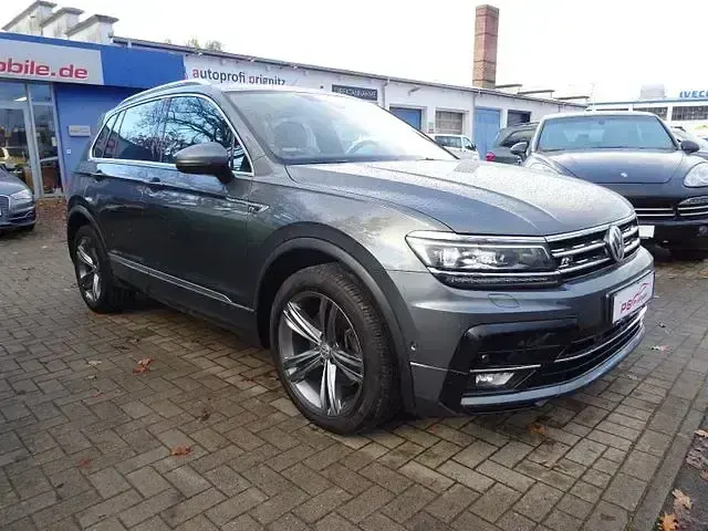 Gebraucht VW Tiguan Highline 239 PS (175 kW) 2017 Grau SUV