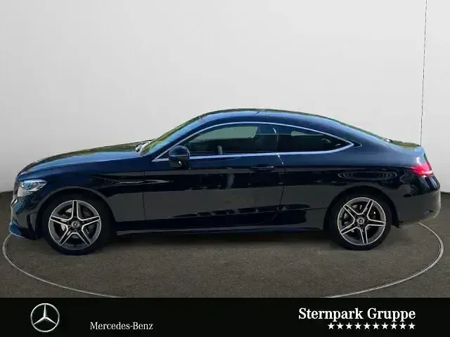 Gebraucht Mercedes C180 AMG line 156 PS (114 kW) 2023 Schwarz Coupé