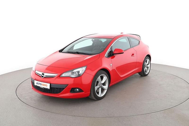 Rot Gebraucht 2017 Opel Astra GTC Active Coupé | 11.870 € - Bild 1/3