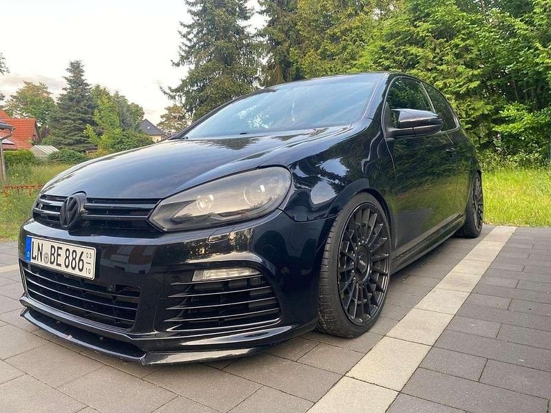 Schwarz Gebraucht 2010 VW Golf VI R Limousine | 19.000 € - Bild 1/4