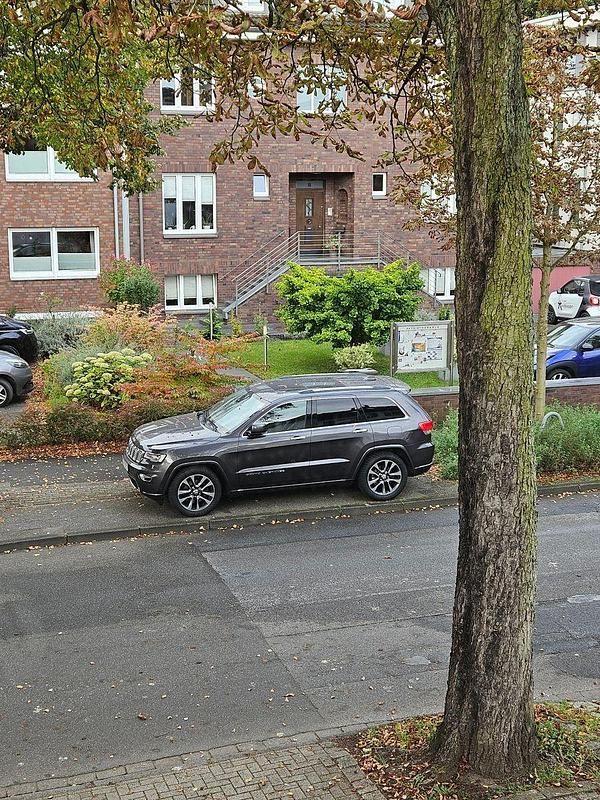 Grau Gebraucht 2019 Jeep Grand Cherokee SUV | 26.500 € (Superpreis) - Bild 1/4