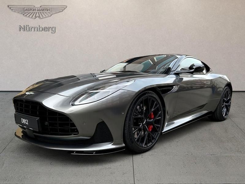 Neu Aston Martin DB12 680 PS (500 kW) 2026 Grau Coupé
