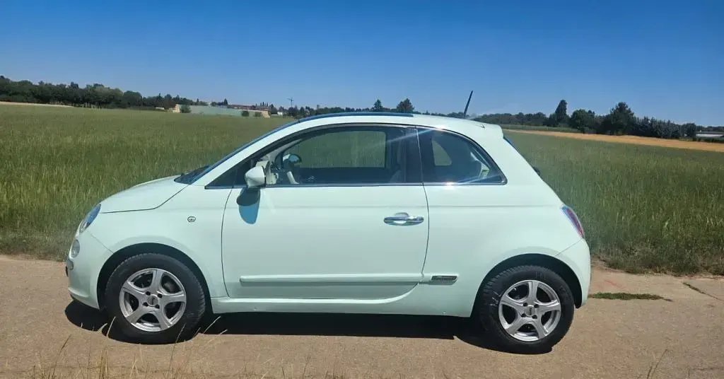 Gebraucht Fiat 500 Lounge 69 PS (50 kW) 2015 Grün Limousine
