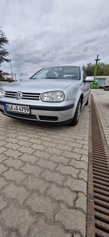 Gebraucht VW Golf IV 105 PS (77 kW) 2003 Limousine