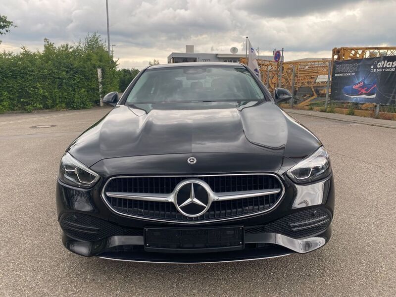 Schwarz Gebraucht 2024 Mercedes C180 Limousine | 36.999 € (Guter Preis) - Bild 1/4