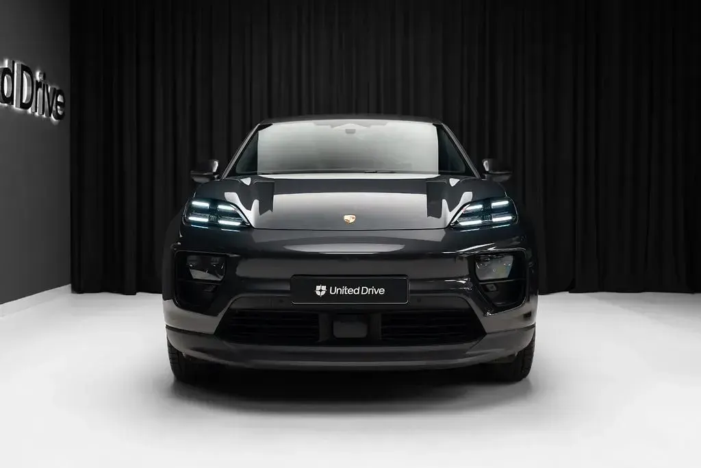 Gebraucht Porsche Macan 300 kW (408 PS) 2025 Grau SUV