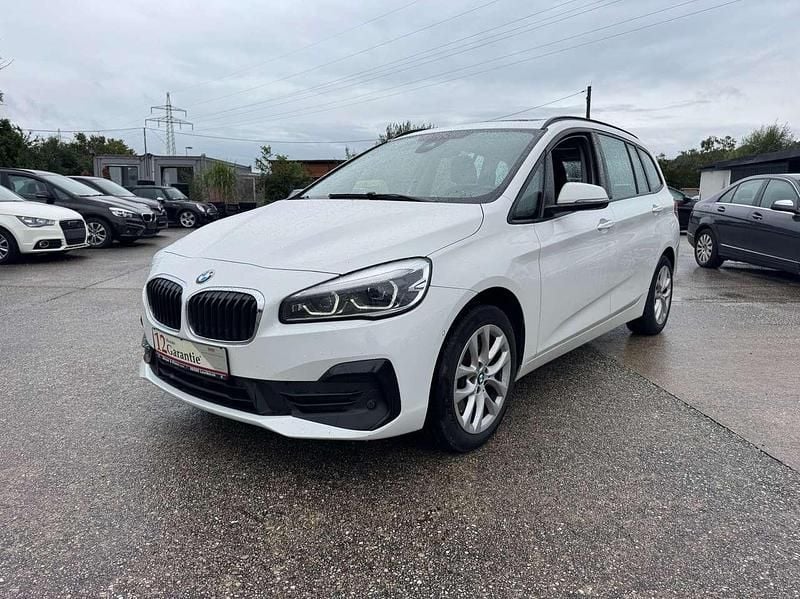 Alpinweiß Gebraucht 2018 BMW 218 Advantage Van / Kleinbus | 12.790 € (Fairer Preis) - Bild 1/4