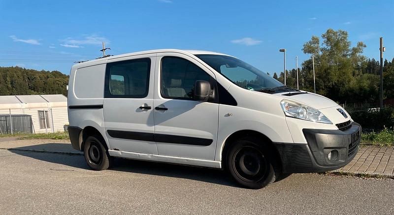Gebraucht Peugeot Expert 120 PS (88 kW) 2008 Weiß Van