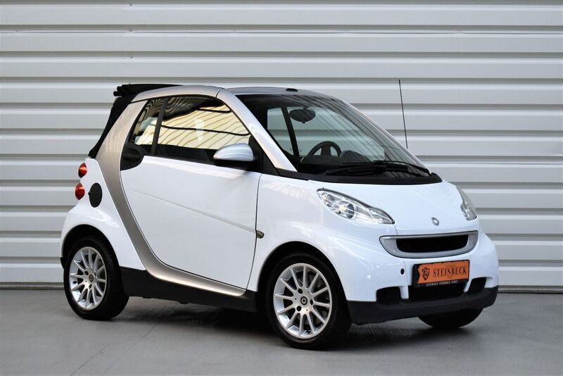 Weiß Gebraucht 2008 Smart ForTwo Cabrio Cabrio | 6.990 € - Bild 1/4