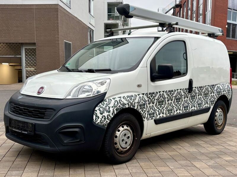 Weiß Gebraucht 2017 Fiat Fiorino Van / Kleinbus | 8.590 € (Etwas zu teuer) - Bild 1/4