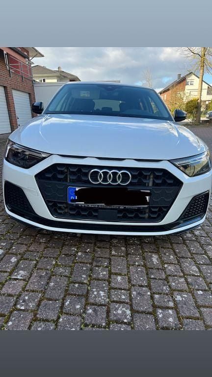 Gebraucht Audi A1 Sportback Advanced 116 PS (85 kW) 2019 Weiß Kleinwagen