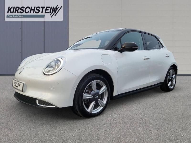 Gebraucht Ora Funky Cat 400 Pro 125 kW (171 PS) 2023 Moonlight white / starry black (metallic) Kleinwagen