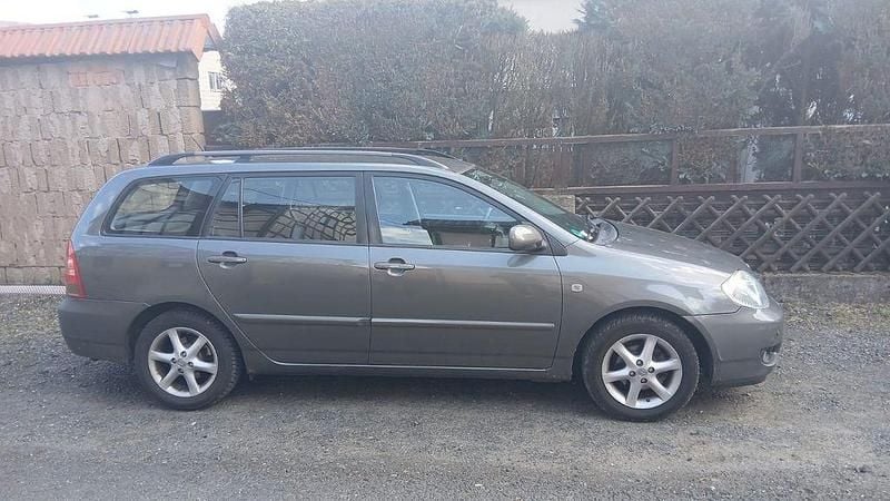 Gebraucht Toyota Corolla Sol 110 PS (80 kW) 2004 Grau Kombi