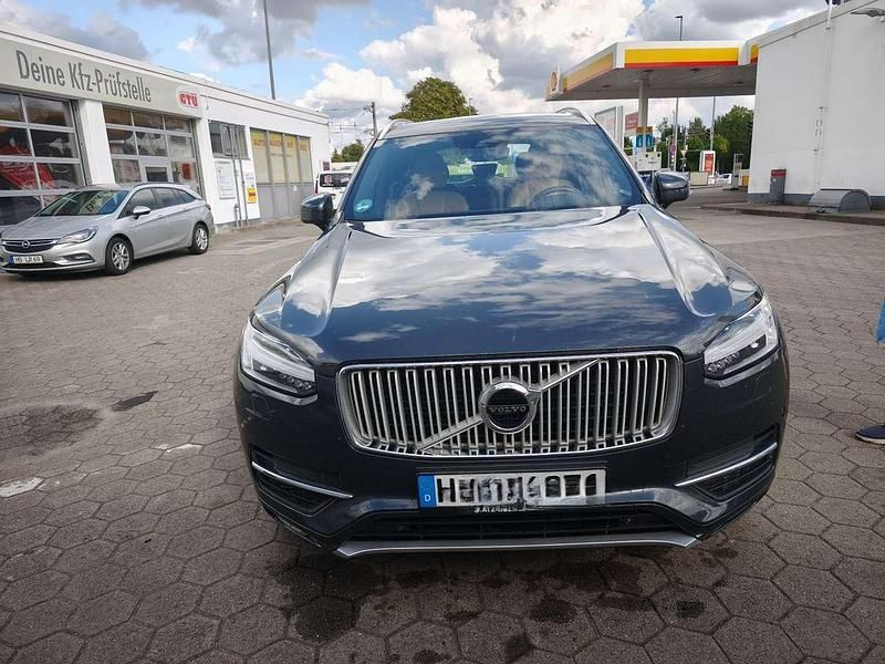 Gebraucht 2015 Volvo XC90 Momentum SUV | 27.000 € (Teuer) - Bild 1/4