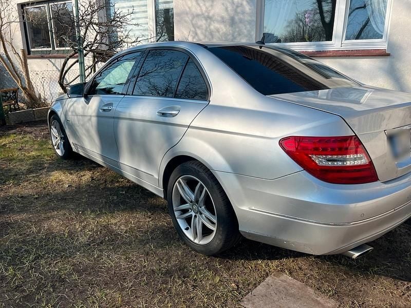 Gebraucht Mercedes C220 Elegance 170 PS (125 kW) 2012 Limousine
