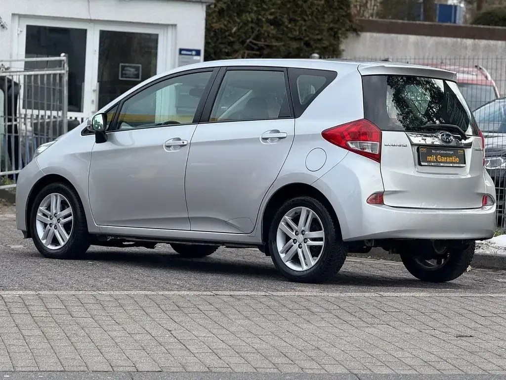 Gebraucht Subaru Trezia 90 PS (66 kW) 2011 Kleinwagen