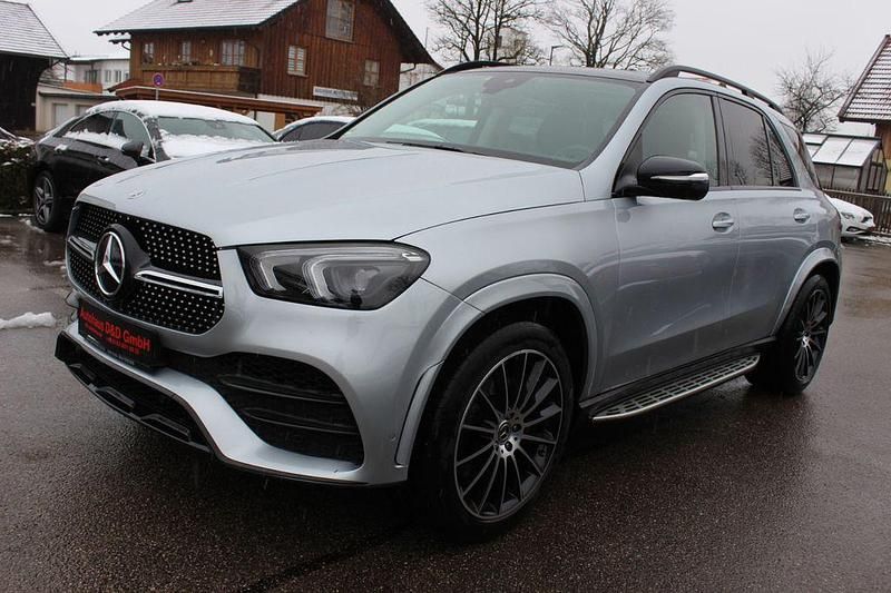 Silber Gebraucht 2023 Mercedes GLE300 AMG line SUV | 49.900 € (Fairer Preis) - Bild 1/4