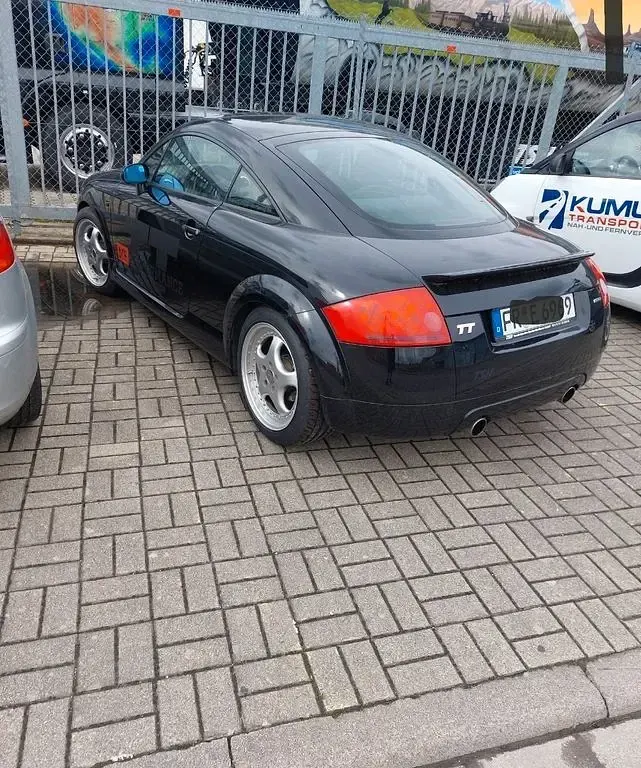 Second-hand Audi TT 306 CP (225 kW) 1998 Negru Coupe