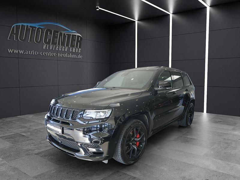 Diamond black crystal p/c Gebraucht 2020 Jeep Grand Cherokee SRT SUV | 66.980 € - Bild 1/4