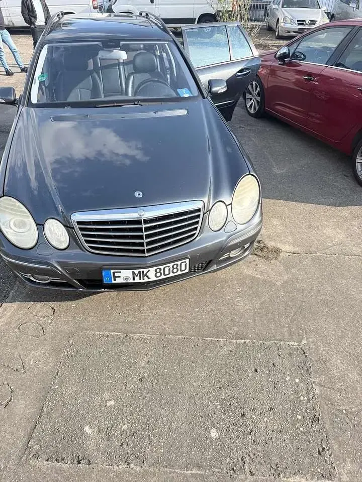 Gebraucht Mercedes E280 Classic 190 PS (139 kW) 2008 Kombi
