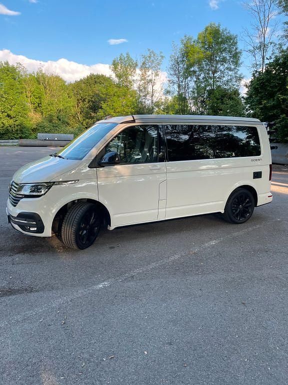 Weiß Gebraucht 2023 VW T6.1 California Van | 65.700 € - Bild 1/4