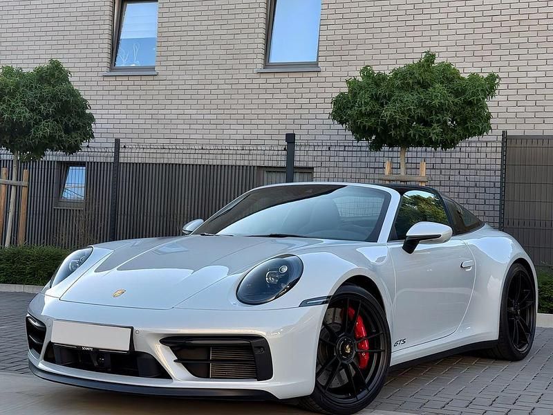 Grau Gebraucht 2023 Porsche 992 Chrono Cabrio | 160.299 € (Guter Preis) - Bild 1/4