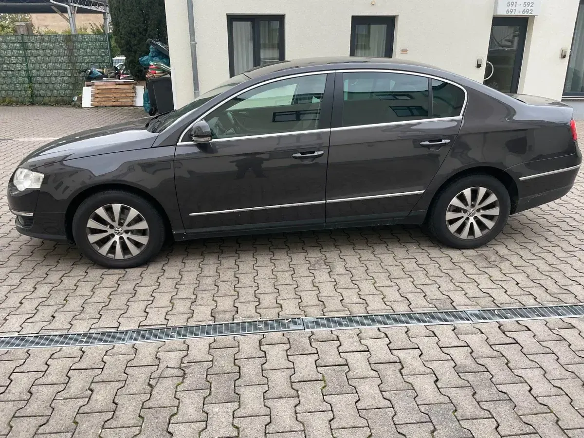 Gebraucht VW Passat Comfortline 170 PS (125 kW) 2007 Braun Limousine