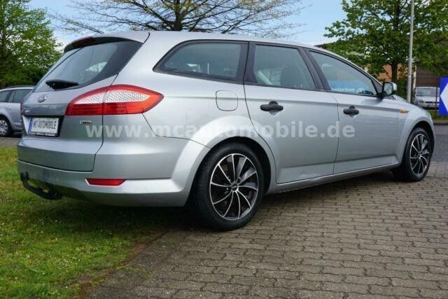 Gebraucht Ford Mondeo Ambiente 116 PS (85 kW) 2008 Silber metallic Kombi