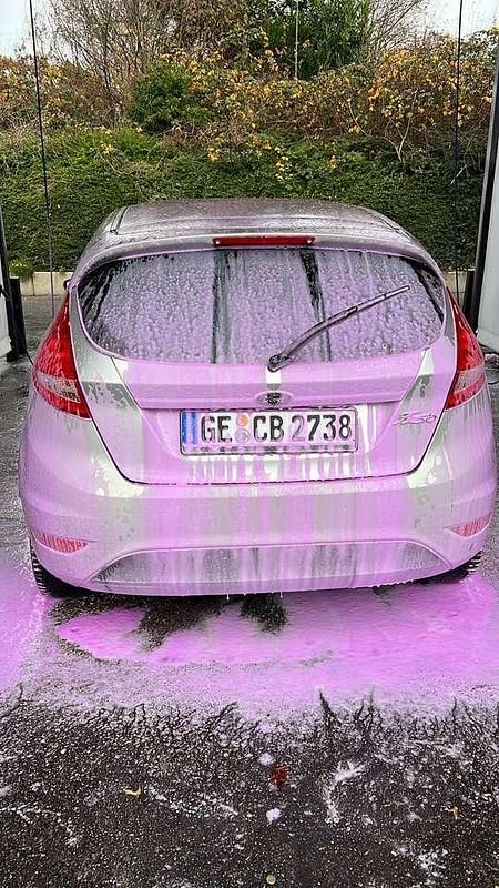 Gebraucht Ford Fiesta Trend 60 PS (44 kW) 2011 Kleinwagen