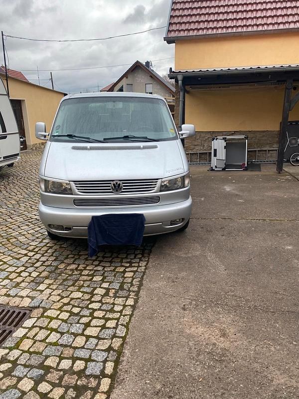 Gebraucht VW Multivan 151 PS (111 kW) 2000 Silber Van / Kleinbus