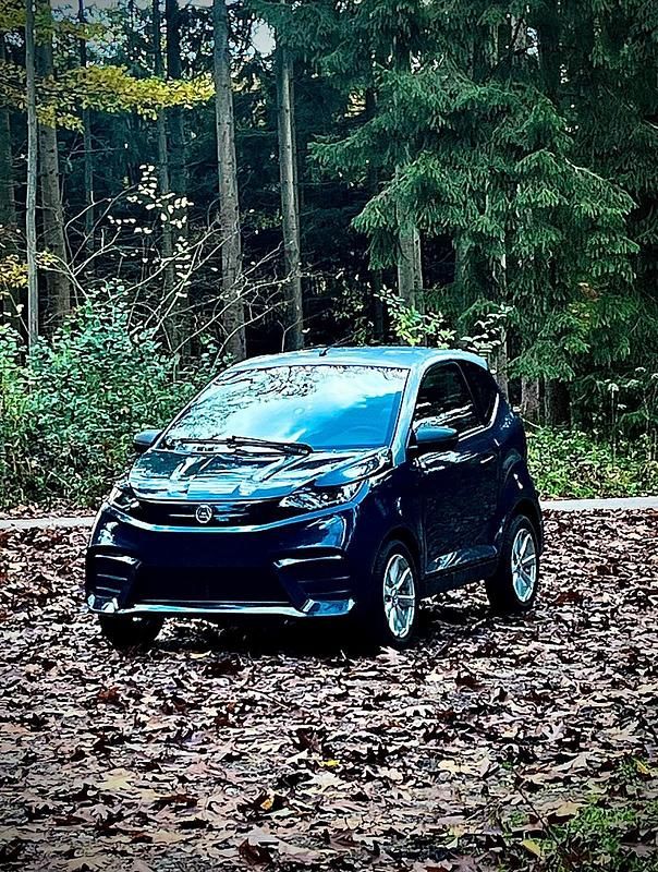 Blau Gebraucht 2023 Aixam City Kleinwagen | 12.000 € (Fairer Preis) - Bild 1/4