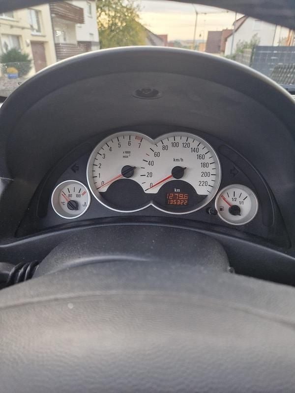 Grau Gebraucht 2003 Opel Corsa | 800 € (Guter Preis) - Bild 1/4