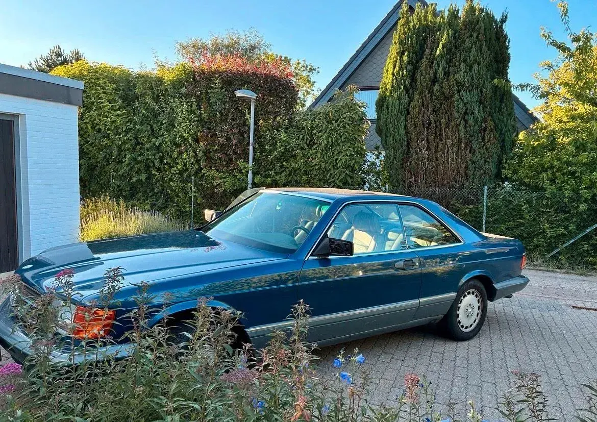 Gebraucht Mercedes 560 300 PS (220 kW) 1987 Blau Coupé