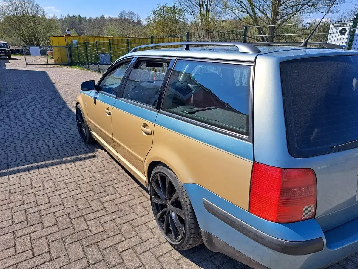 Gebraucht VW Passat 116 PS (85 kW) 1998 Blau Kombi