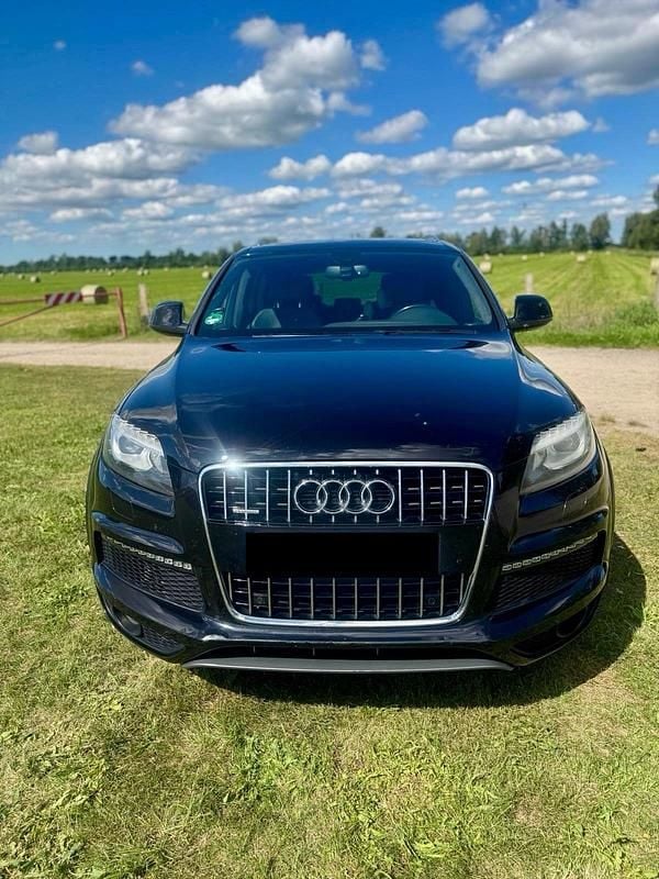 Schwarz Gebraucht 2010 Audi Q7 Exclusive SUV | 19.000 € (Guter Preis) - Bild 1/4