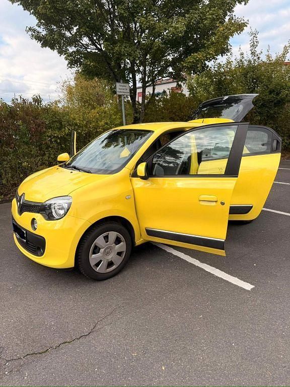 Gelb Gebraucht 2014 Renault Twingo Luxe Kleinwagen | 5.850 € (Fairer Preis) - Bild 1/4