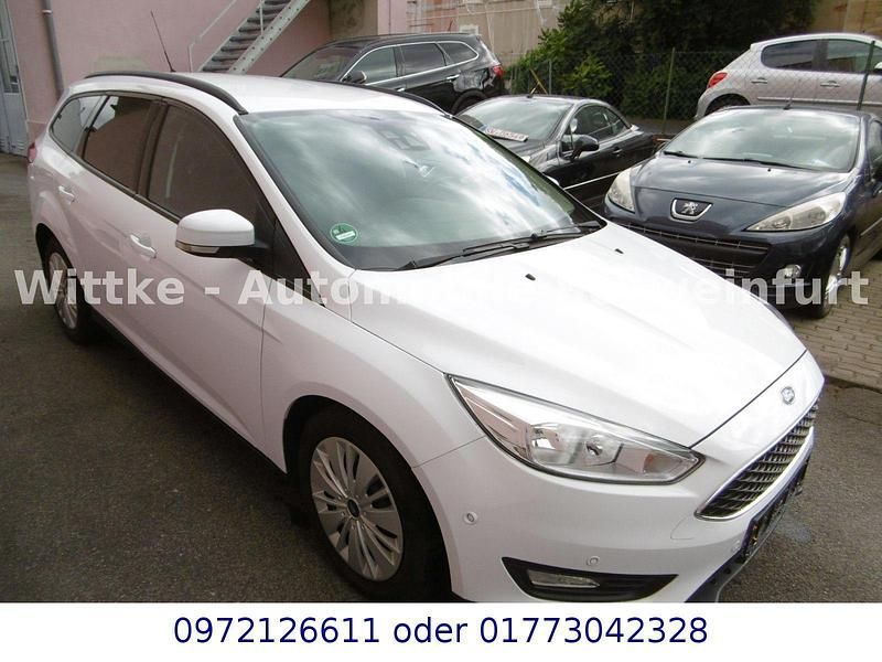 Gebraucht Ford Focus Business Edition 125 PS (91 kW) 2016 Weiß Kombi