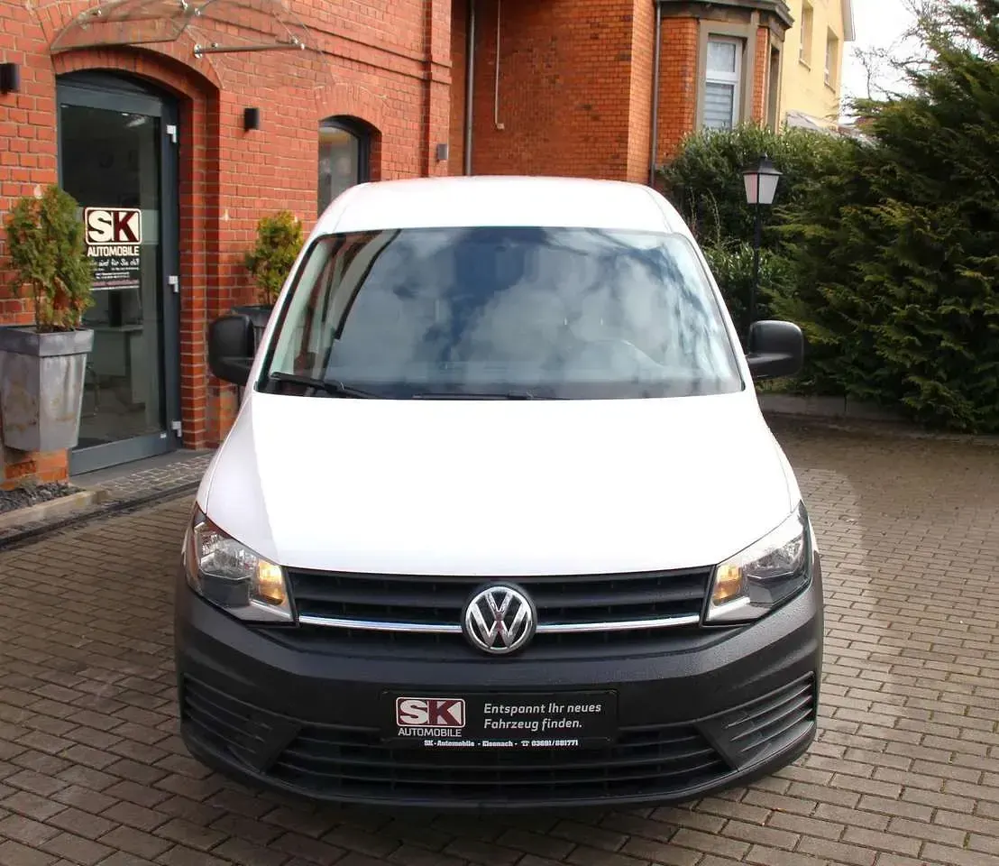Second-hand VW Caddy Maxi 102 CP (75 kW) 2016 Alb Monovolum