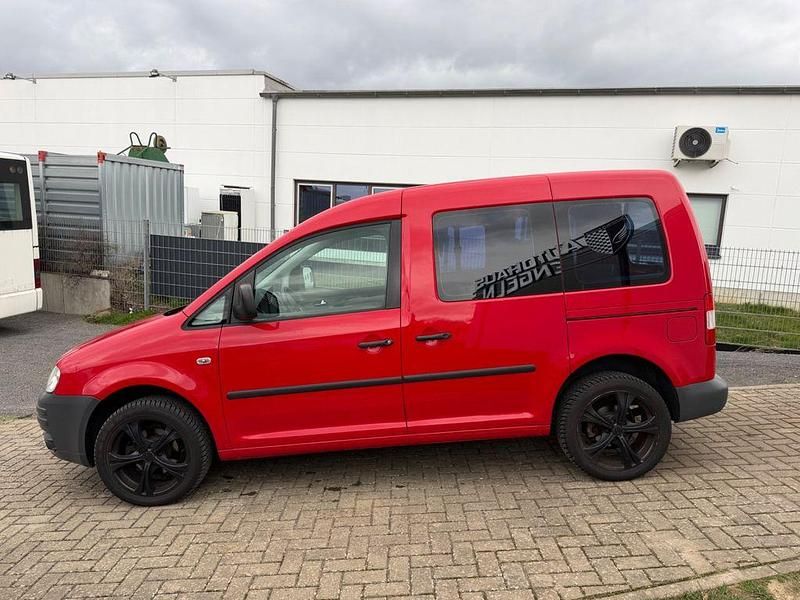 Gebraucht VW Caddy Team 80 PS (58 kW) 2010 Rot Van / Kleinbus