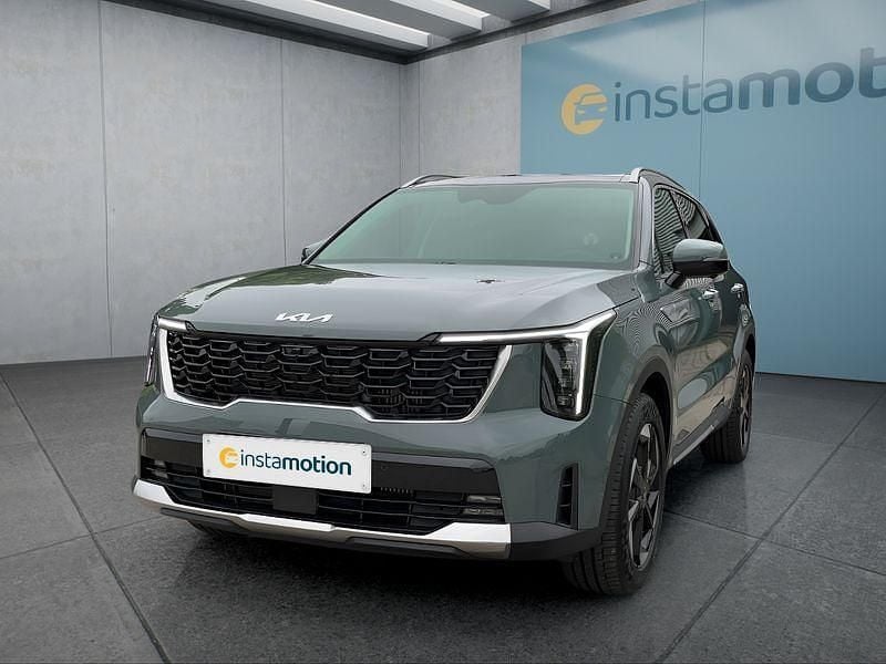 Grün Neu 2025 Kia Sorento SUV | 62.049 € (Etwas zu teuer) - Bild 1/4