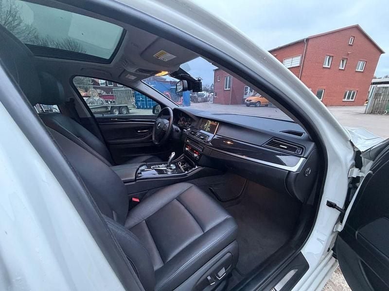Gebraucht BMW 520 184 PS (135 kW) 2013 Weiß Limousine