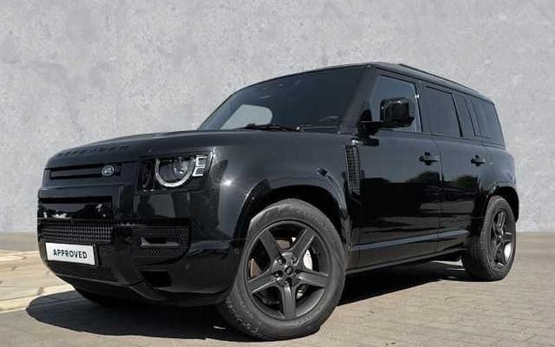 Schwarz Gebraucht 2024 Land Rover Defender Black Edition SUV | 76.900 € (Superpreis) - Bild 1/4