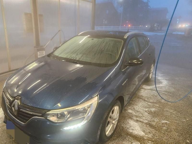 Blau Gebraucht 2020 Renault Mégane IV LIMITED Limousine | 9.000 € (Superpreis) - Bild 1/4