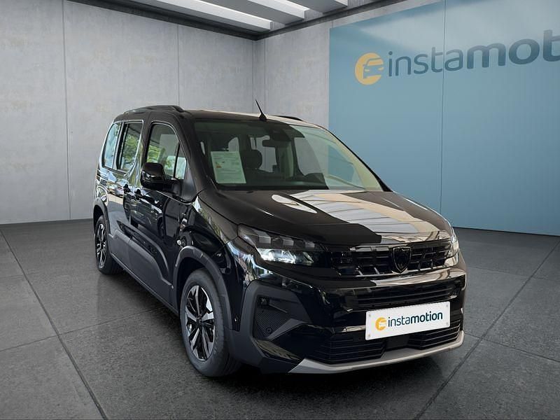 Neu Peugeot e-Rifter GT 100 kW (136 PS) 2025 Schwarz Van / Kleinbus